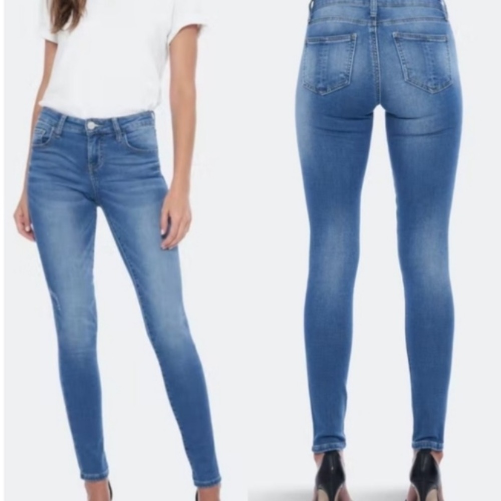 PROSPERITY DENIM Button-Fly High-Rise Raw Edge Hem Crop Jeans NWT - Size 28/8